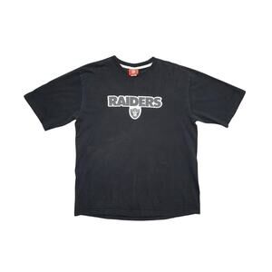 Vintage NFL Raiders Black T-Shirt – Boxy Fit – Size L (Measured 22x27)